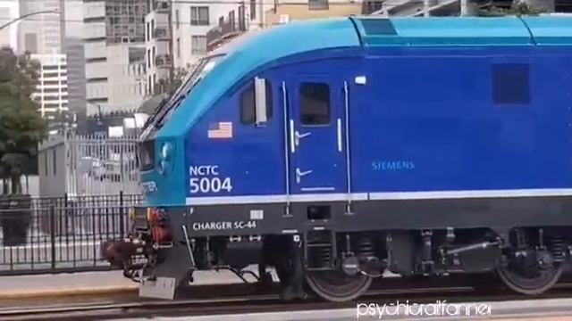 *NEW* Coaster Siemens Sc-44 Charger test train at Middletown смотреть онлайн