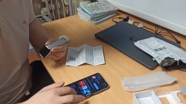 Обзор на Эпл вотч нового поколения с мегамаркета | часть 1