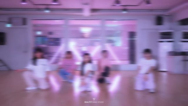 [K-POP] ILLIT(아일릿) - Magnetic/미아방송댄스학원 смотреть онлайн