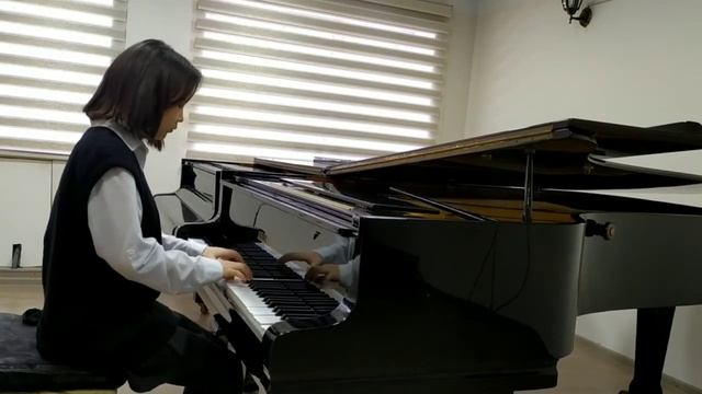 Ф.Кулау Соната Фа мажор 1ч. Нургазиева Аиша смотреть онлайн