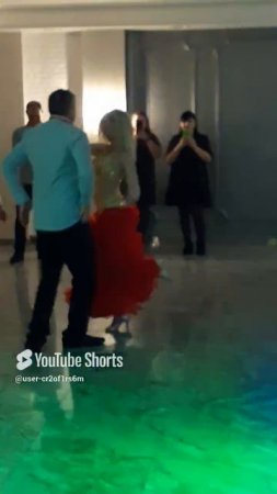 ОТЛИЧНЫЙ ДУЭТ!!!ИМЕНИННИК ЗАЖИГАЕТ С ТАНЦОВЩИЦЕЙ!!!Shorts