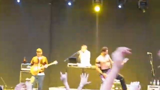 Bloodhound Gang Foxtrot Uniform Charlie Kilo смотреть онлайн