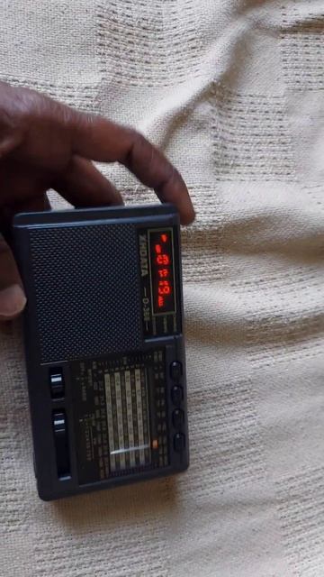 XHDATA -D-368 AM/FM/SW PORTABIE RADIO смотреть онлайн