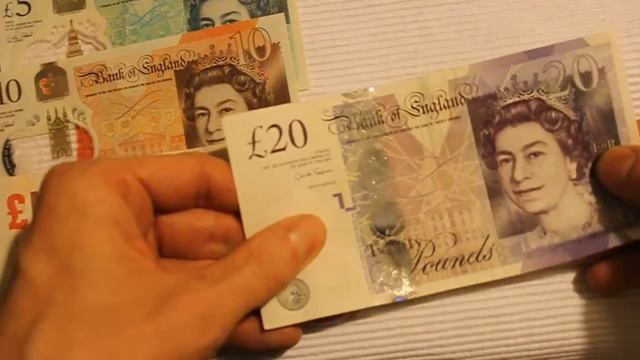 British Pounds - What English / British cash / money looks like