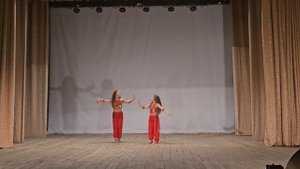 Акробатический танец - Восточные красавицы