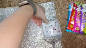 "Необычная распаковка: сюрприз для подруги на день рождения!"