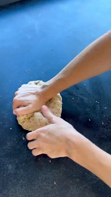 Хрустящие и полезные #крекеры #назакваске #левитомадре смотреть онлайн