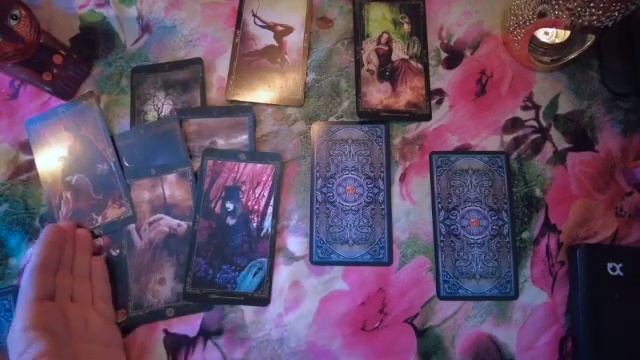 ПРИЧИНА РАССТАВАНИЯ 💔 Таро расклад смотреть онлайн