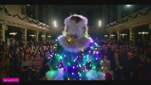 Last Christmas Emilia Clark смотреть онлайн