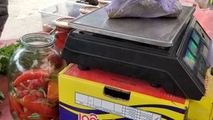 Опять еду на рынок продавать 💵$. Простая касса своими руками . Что продают на рынке кроме овощей.