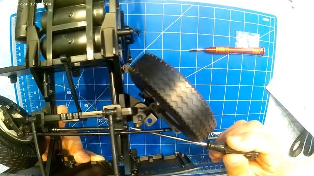 Сборка модели IKARUS 260 DeAgostini 1:12. 12 выпуск. 2021.07.25 смотреть онлайн