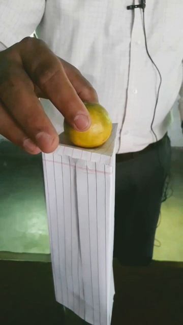 #shorts #youtubeshorts #shortsviral #amazing science experiment #first law of motion смотреть онлайн