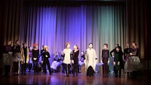 Спектакль "Что тебе нужно для счастья," (Фрагмент 8 мин).
 Школьный театр "Олимп". Школа 1466