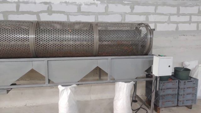 Калибратор роторного типа для целого ореха