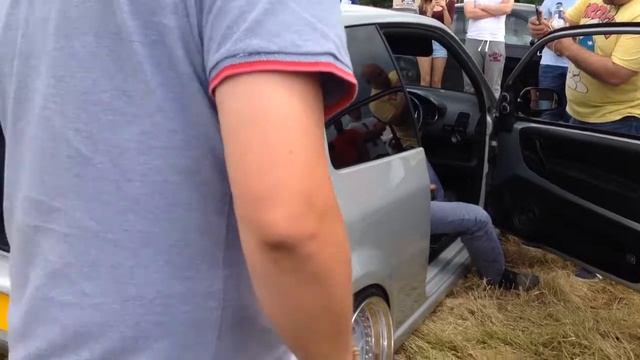 Crazy sound system in a lupo смотреть онлайн