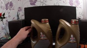 Лукойл Люкс Синтетическое SAE 5w-30. 1200р\4л. Подозрение на подделку.