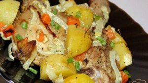 Куриный окорочок с овощами запеченный в рукаве