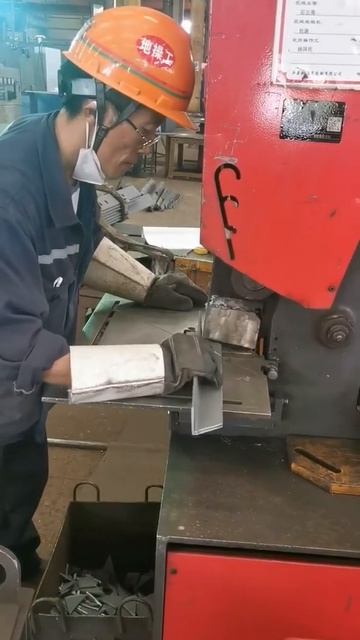 Hydraulic combined punching and shearing machine, Ironworker machine punch steel #punchingmachine