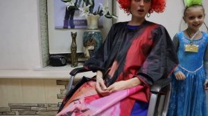 Сюжетно ролевая игра и забавные истории! Игры парикмахера для девочек - Игры для детей