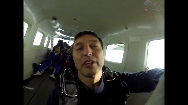 Phillip John's Tandem skydive! смотреть онлайн