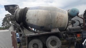 Миксер , автобетоносмеситель 7 куб.