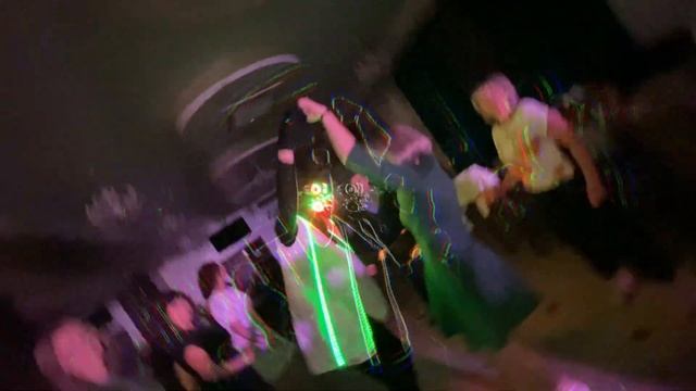 Фрики+Лазер смотреть онлайн