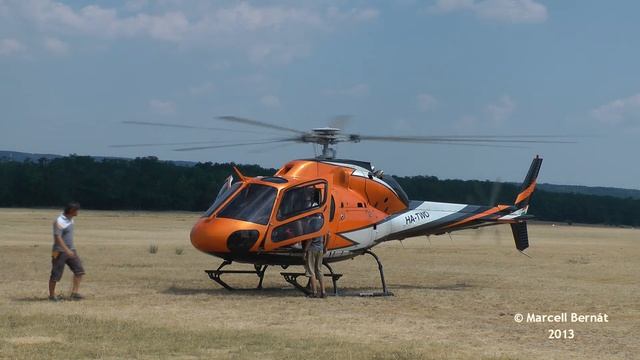 Eurocopter AS-355F2 Ecureuil 2 Startup and Takeoff from Gödöllő Airport смотреть онлайн