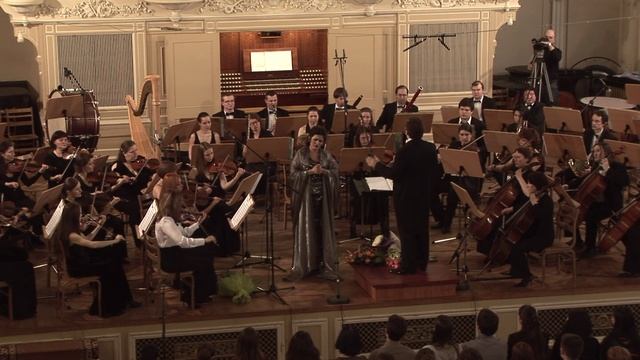 В. Беллини - Каватина Нормы из оперы "Норма" смотреть онлайн