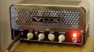 Vox Lil' Night Train & Carvin G212 Cabinet - Stratocaster