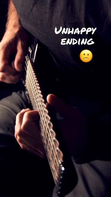 Playing guitar can be dangerous… 😅By @KristoferDahl #headless #guitar #stringbreak #bend смотреть онлайн