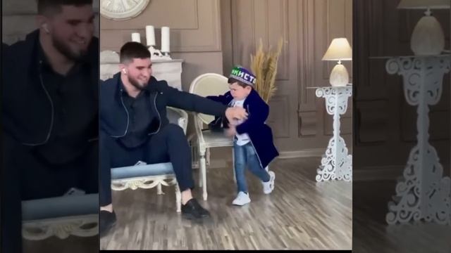 ХАСБИК vs АБДУРОЗИК ВЗВЕШИВАНИЕ💪💪💪 смотреть онлайн