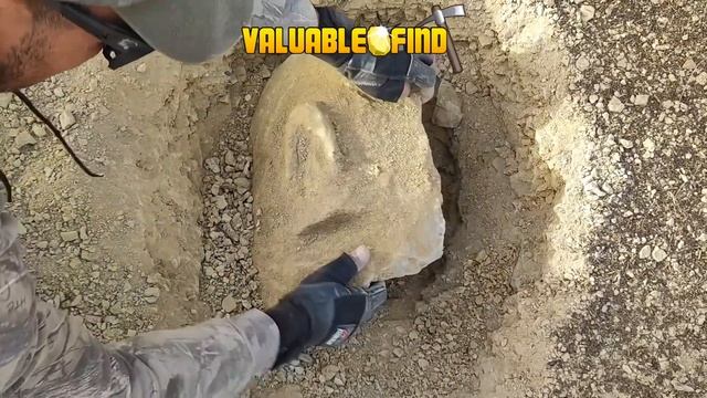 Opened underground hole and found strangetreasure / treasure hunt by metal detector смотреть онлайн