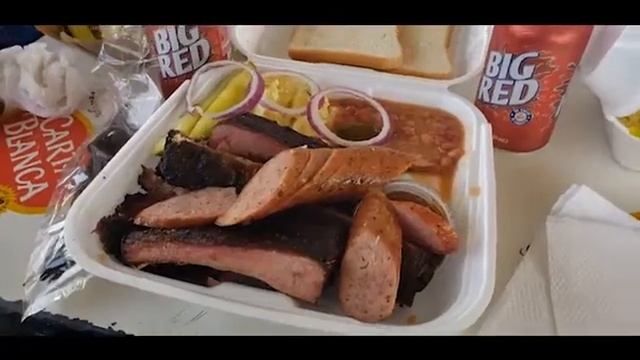 DBs Rustic Iron BBQ in Terlingua Texas. The best barbecue in town. смотреть онлайн