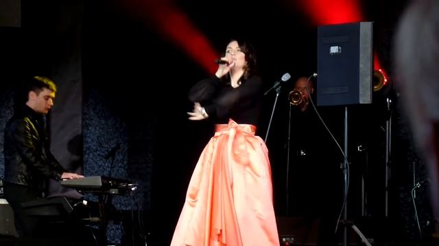 Елена Ваенга "Сердце напополам" (Юрмала, 12.06.2016) смотреть онлайн