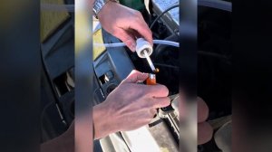 Дымогенератор для проверки подсоса воздуха в автомобиле.