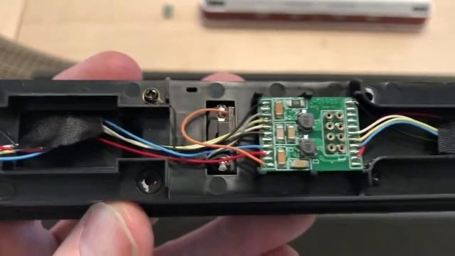 Piko BR 118 unboxing and ESU Lokpilot Decoder Installation HO scale