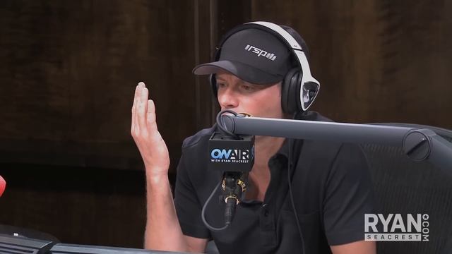 How Calvin Harris Makes a Hit Song | On Air with Ryan Seacrest