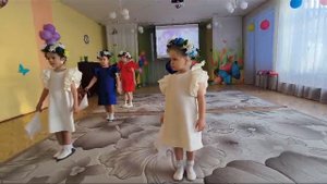 Хоровод "Гляжу в озёра синие".mp4