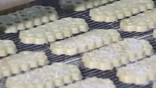 Машина намазки и посыпки