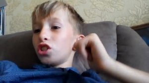 Датянуца языком да носа