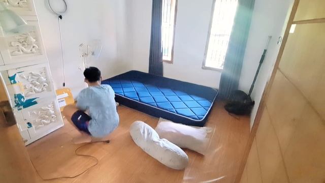 libur sekolah bikin produktif bantu beberes kamar bujang,masak nya malam sekalian buat bekel sekola