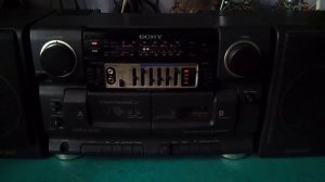 Sony CFS 717S.