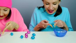 Розовая Еда или Мятная Еда? 24 Часа Едим Сладости Одного Цвета Челлендж от Пико Поки