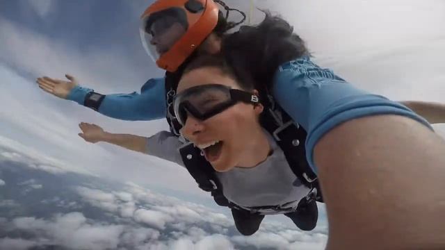 Tandem Skydive | Ashton from Detroit amg смотреть онлайн