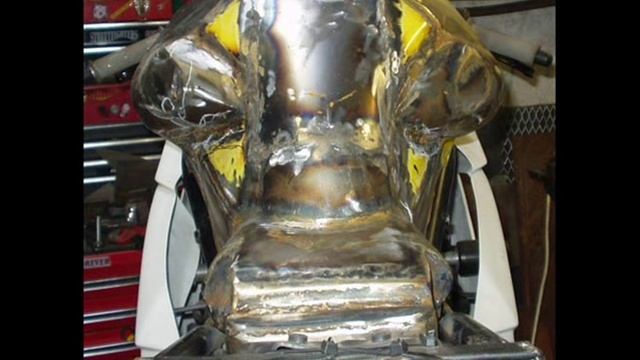 Kawasaki 600 Fuel Tank Mod for the Isle of Man, Manx TT