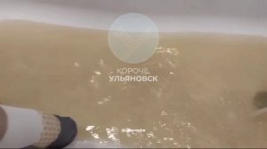 🚰 Жители дома на улице Врача Михайлова жалуются на ржавую воду.  Горожане сообщают, что из кранов н