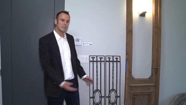 MVTV Introduces the Antique Door Barn: Getting Creative with Antique Door Panels смотреть онлайн