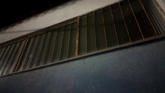 CM9520 sacundindo as janelas do salão. смотреть онлайн