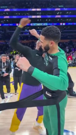 LeBron & Tatum link up pregame!