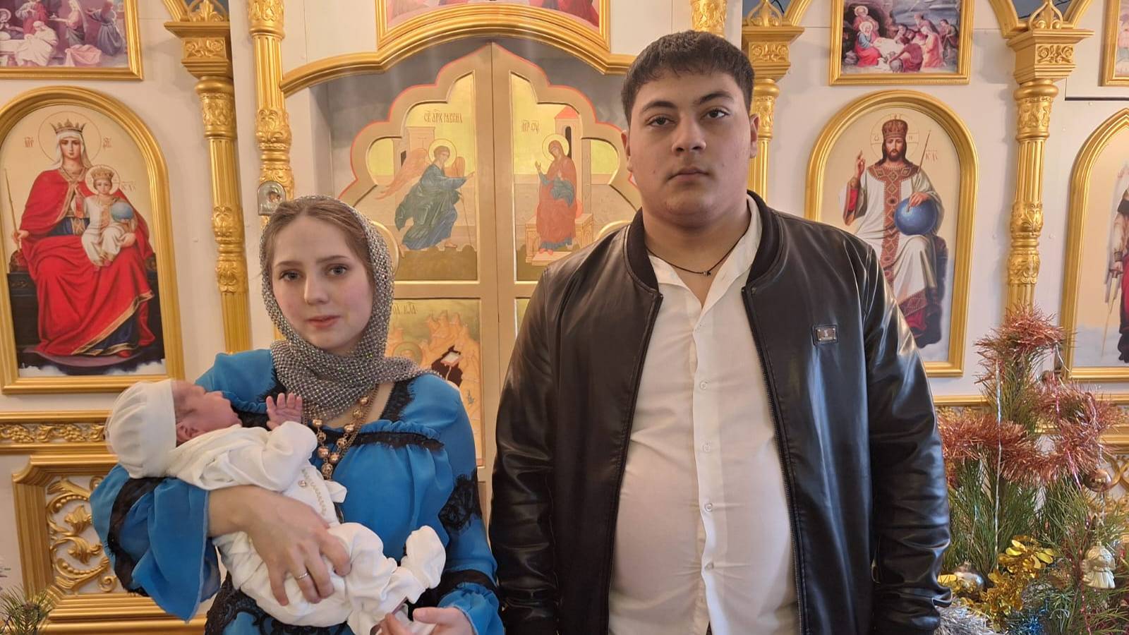 ПРАЗДНУЕМ КРЕЩЕНИЕ ЛУВАРИ КВАШЕНКО 2 смотреть онлайн